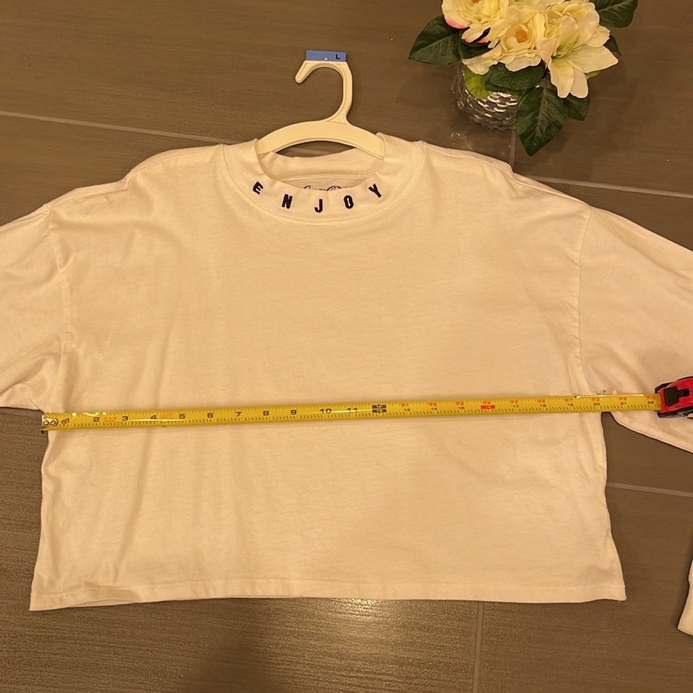 Forever 21 Women’s Coca Cola Crop Top - Picture 10 of 11